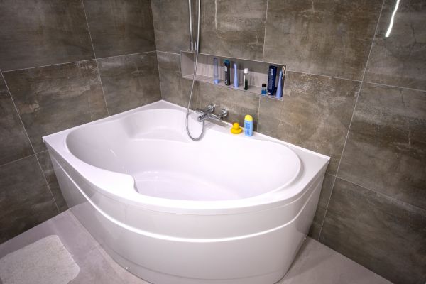 Large Bathtub Installation in Chesterland